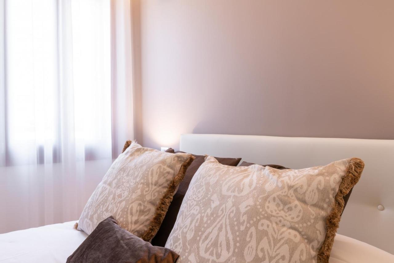 Casanova Deluxe Apartment By Wonderful Italy Venedig Exteriör bild