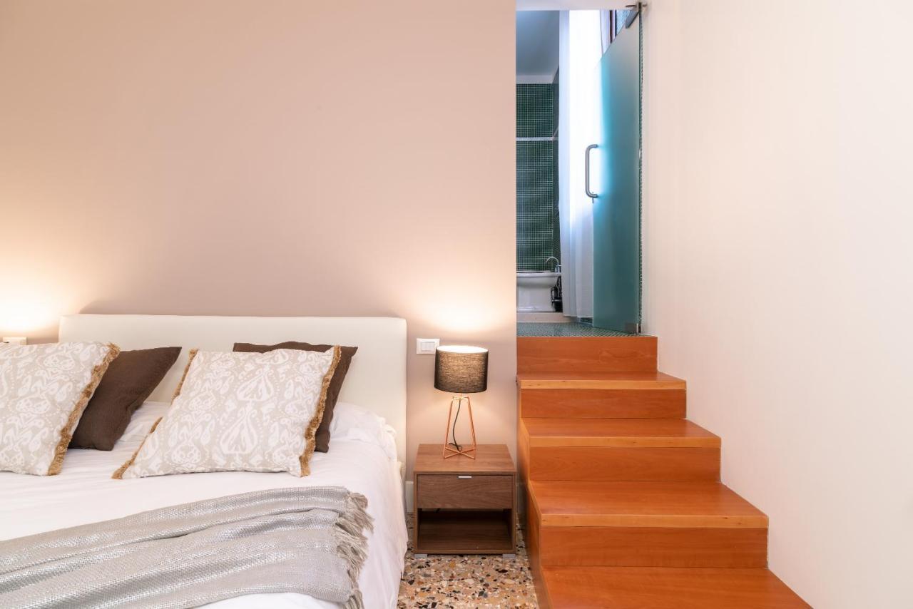 Casanova Deluxe Apartment By Wonderful Italy Venedig Exteriör bild