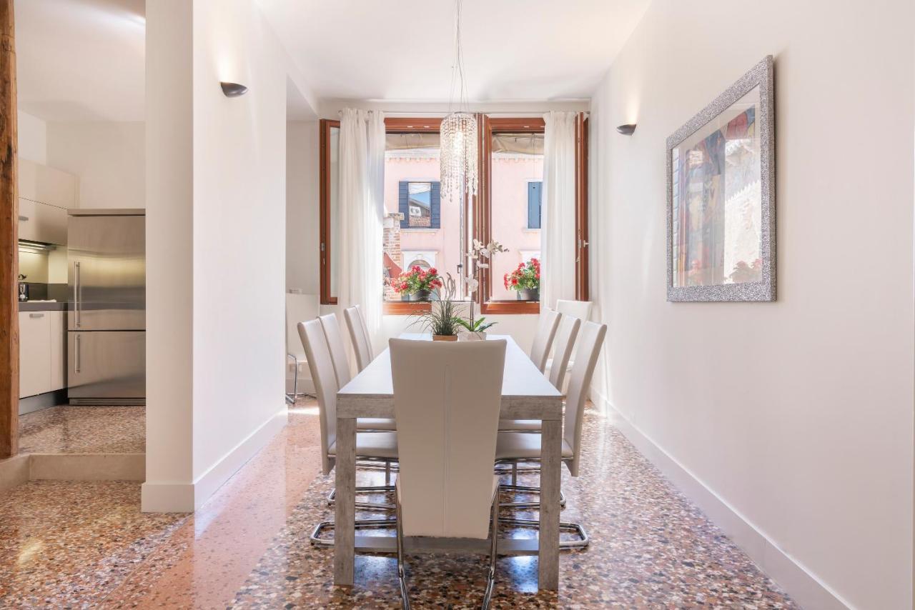Casanova Deluxe Apartment By Wonderful Italy Venedig Exteriör bild