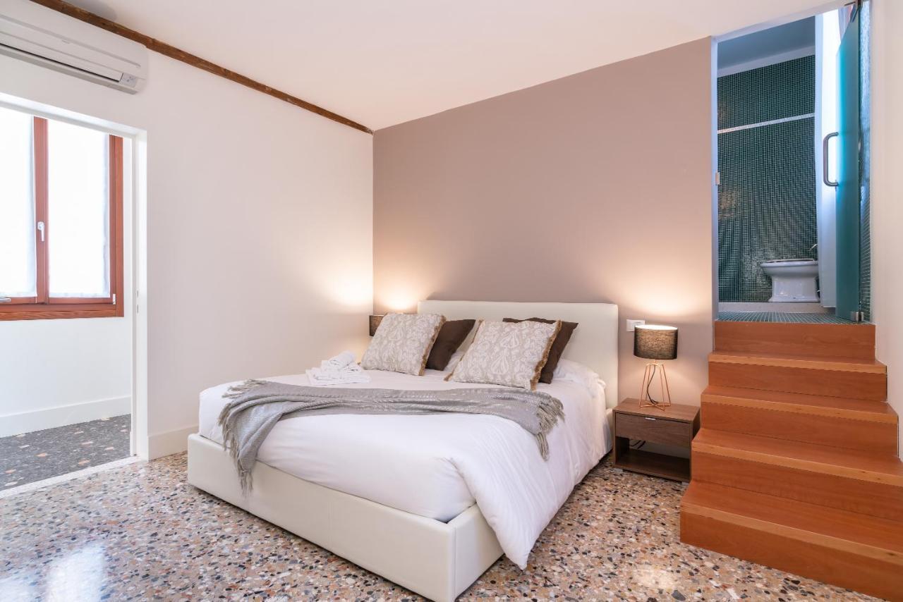 Casanova Deluxe Apartment By Wonderful Italy Venedig Exteriör bild