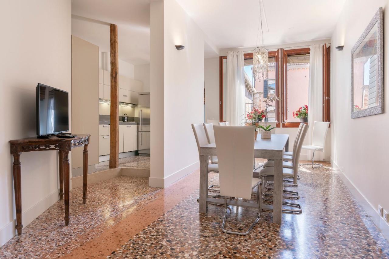 Casanova Deluxe Apartment By Wonderful Italy Venedig Exteriör bild