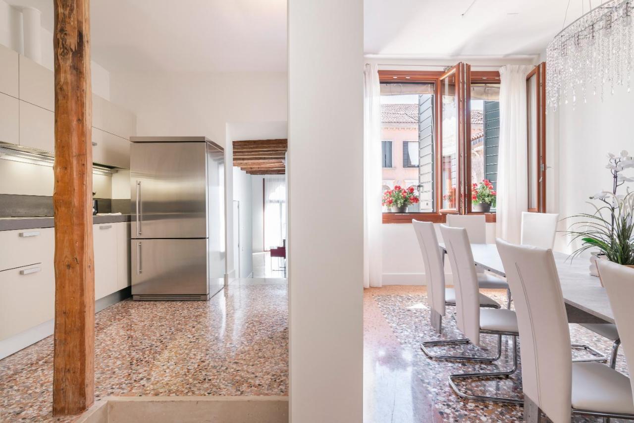 Casanova Deluxe Apartment By Wonderful Italy Venedig Exteriör bild